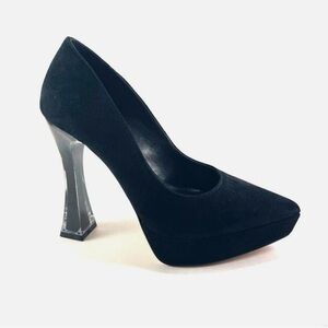 Vince Camuto Women's Slaytia High Heel Pumps Size 8 1/2 M color Black. Heel 4.5